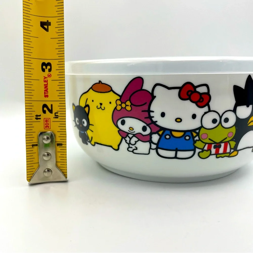 Hello Kitty Ceramic Bowl with Resealable Lid NWT